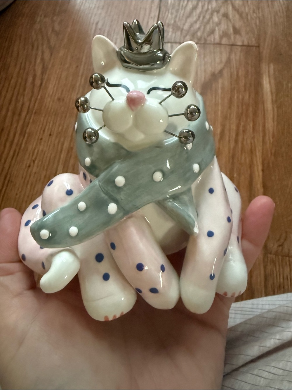 Cute cat figurine ceramic - by Amy Lacombe for Annaco Creations